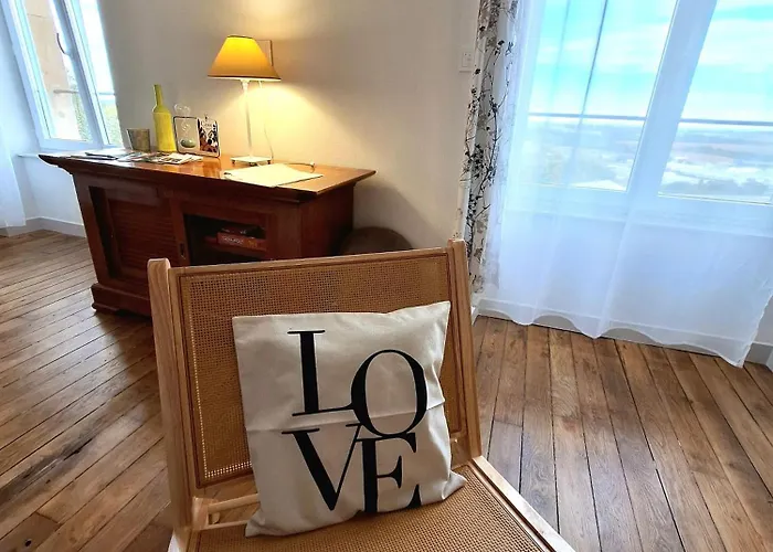 Prázdninový dům Aux Noces De Paulette - Charmante Maison Sur Les Remparts *